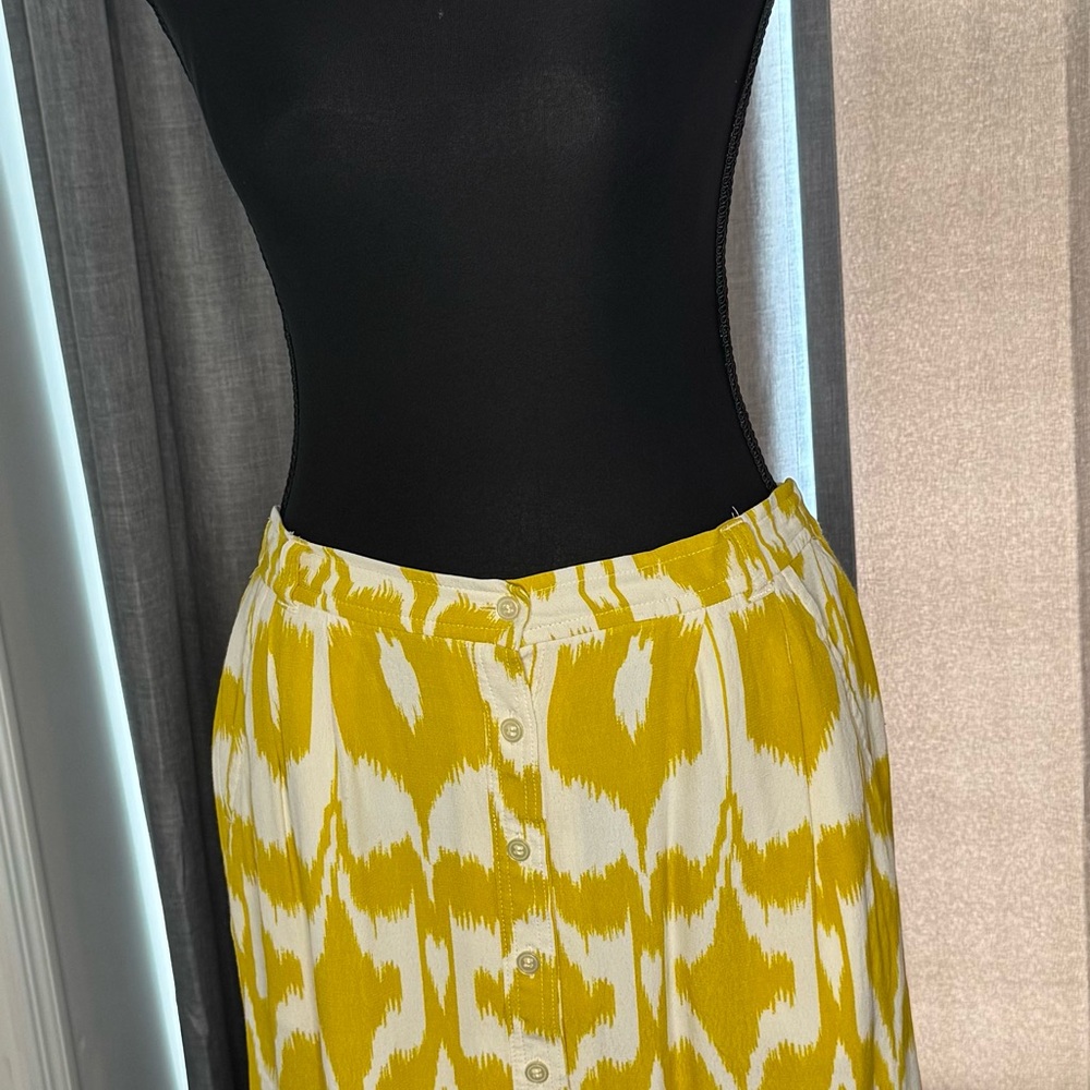 LOFT Mustard and Cream Midi Skirt